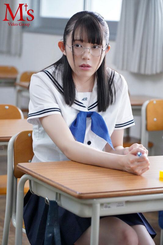 「我被恋母情结的大叔玩弄了胸部」系列作品推荐推荐封面及剧情介绍-尤乐舍