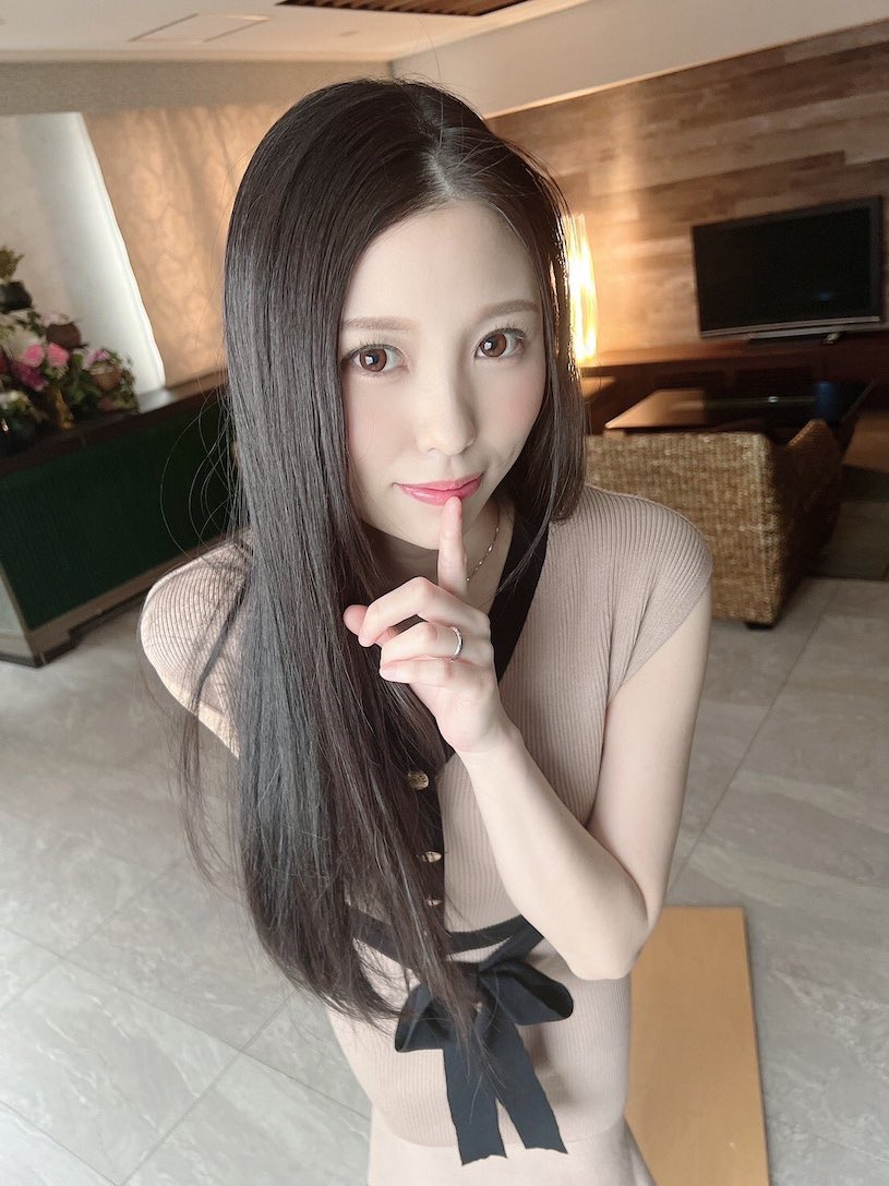 图片[3]-长直发新人《高坂妮娜》精选作品推荐推荐封面及剧情介绍-尤乐舍