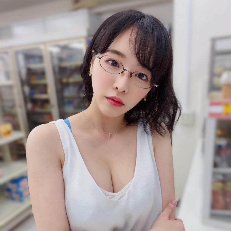 M系白虎女神《三宫椿》精选作品推荐推荐封面及剧情介绍-尤乐舍