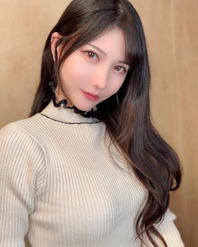 让老司机很满意的暗黑女神《蓝芽瑞季》精选作品推荐推荐封面及剧情介绍-尤乐舍