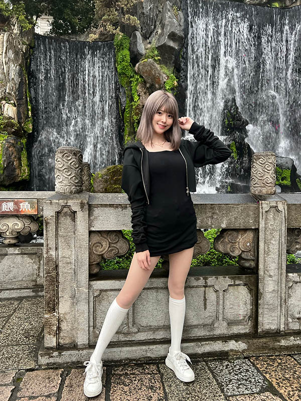 图片[2]-神球女星《明日见未来》精选作品推荐推荐封面及剧情介绍-尤乐舍