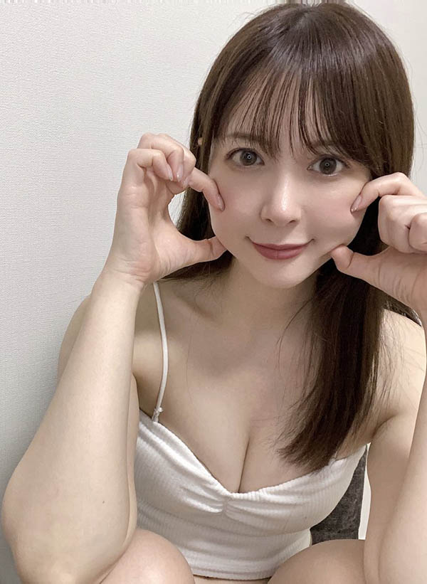 图片[2]-高颜值小只马《岬奈奈美》作品推荐推荐封面及剧情介绍-尤乐舍