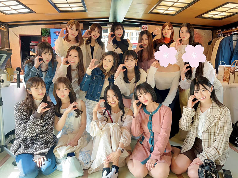 JK美少女形象《前乃菜菜》精选作品推荐推荐封面及剧情介绍-尤乐舍