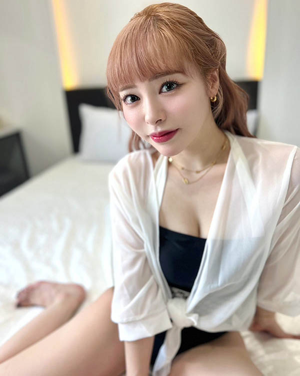 暗黑国民女友《小仓由菜》精选作品推荐推荐封面及剧情介绍-尤乐舍