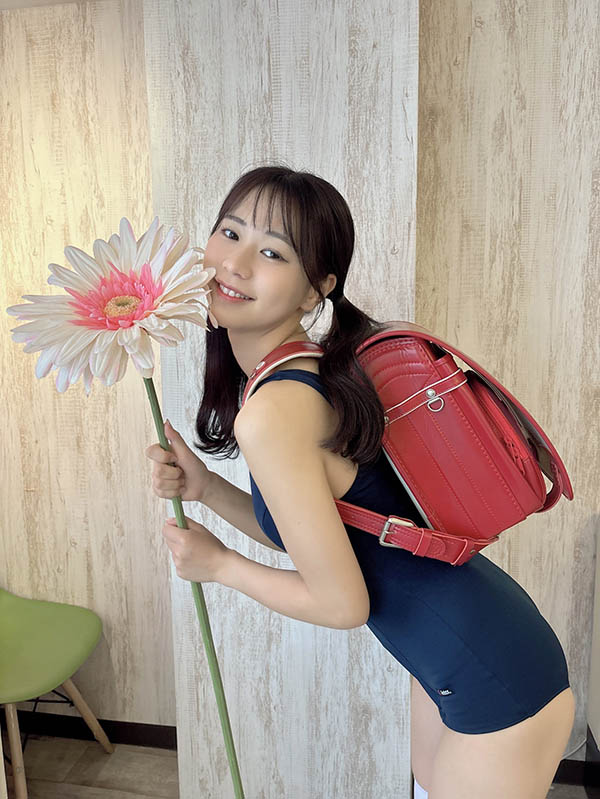 十年一遇超新星《五芭》精选作品推荐推荐封面及剧情介绍-尤乐舍