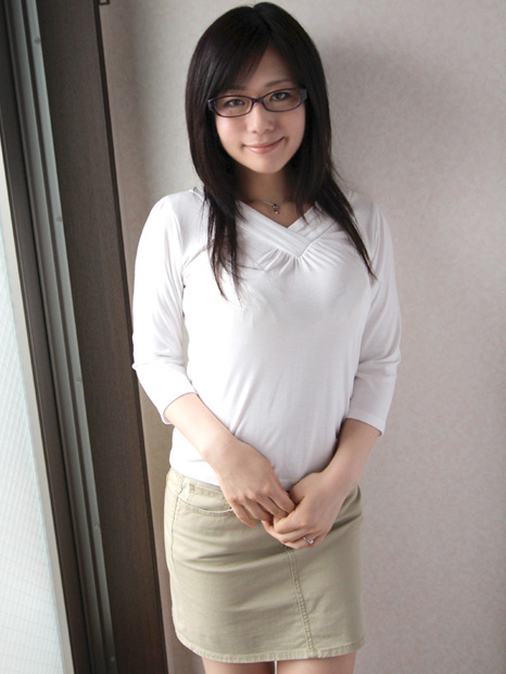 人妻系女星《日向实》精选作品推荐推荐封面及剧情介绍-尤乐舍