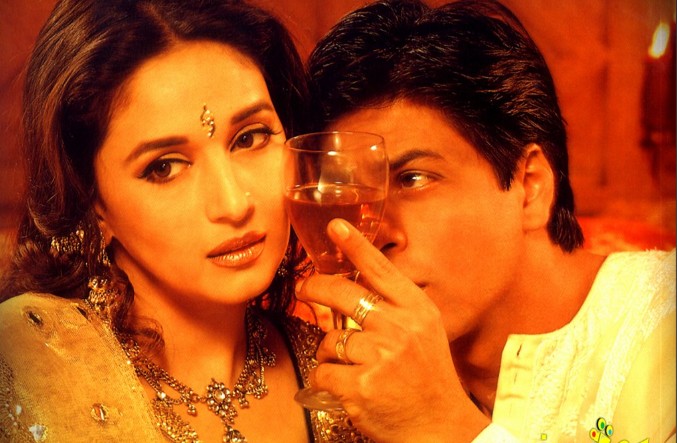 印度喜剧电影《爱情洄游》喜剧外衣下的家庭伤痕与温暖救赎-尤乐舍