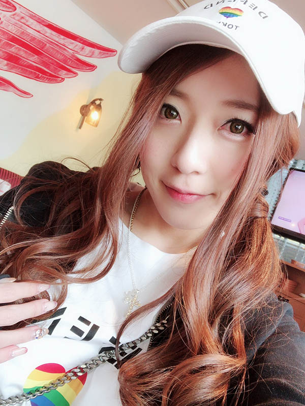 图片[2]-清纯美少女《雅彩加》精选作品推荐推荐封面及剧情介绍-尤乐舍