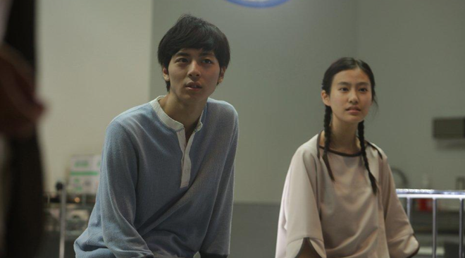 日本电影《散步的侵略者》当存在的意义在日常中溶解-尤乐舍